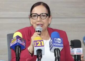 Contempla alcaldesa de Xalisco interponer denuncia por Violencia Política