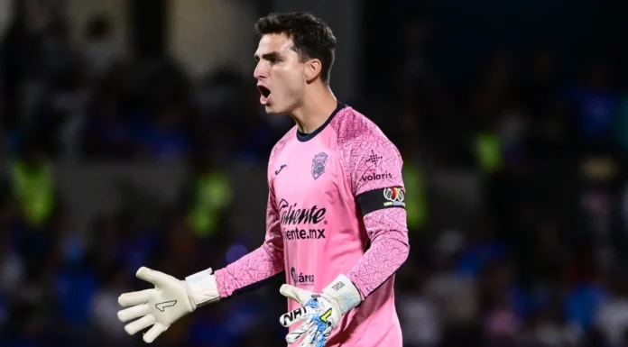 Sebastián Jurado responde a los abucheos de la afición de Cruz Azul